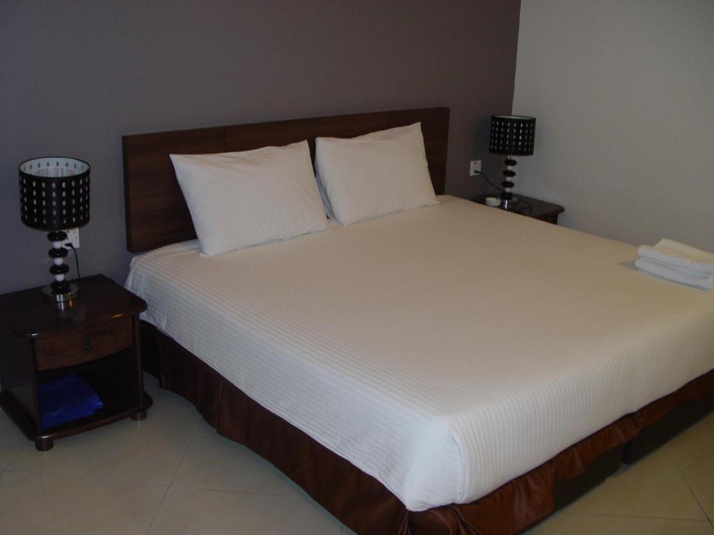 Jb City Hotel Johor Bahru Room photo